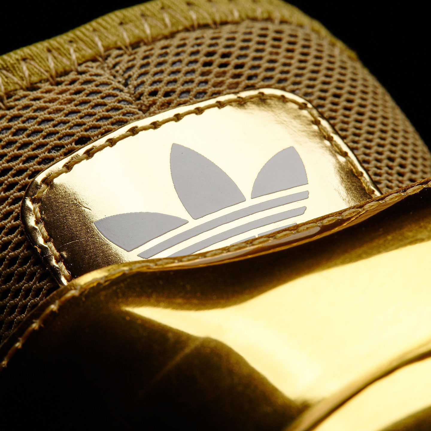 Adidas Wings 3 top bottom logo