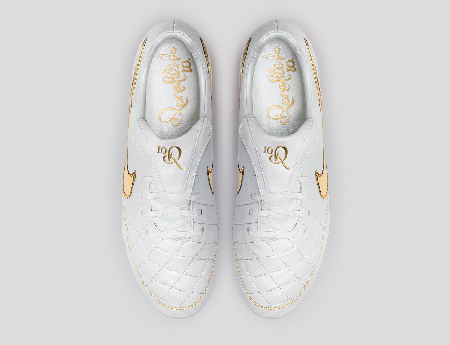 Nike Football Ronaldino Tiempo Gold top