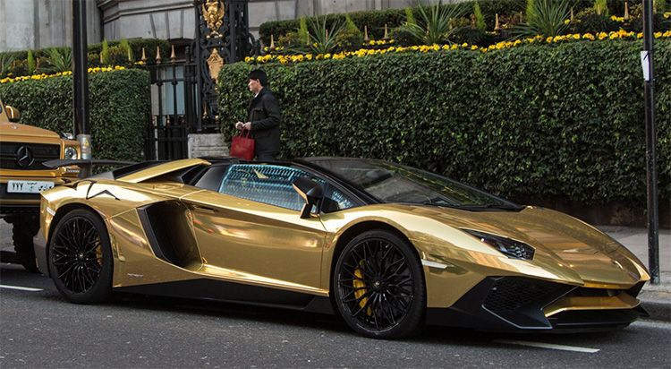 lamborghini aventador sv gold london